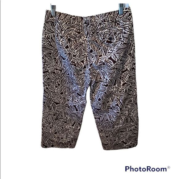 𝅺LANDS End capris brown white dressy 8 - Picture 2 of 3